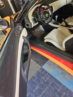 image 5 of interior