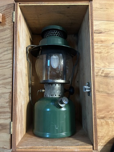 ◼️お正月SALE開催中！1947年9月製造　Coleman 242Cコールマン vintage 1947 COLEMAN Model 242C GAS CAMPING LANTERN | eBay