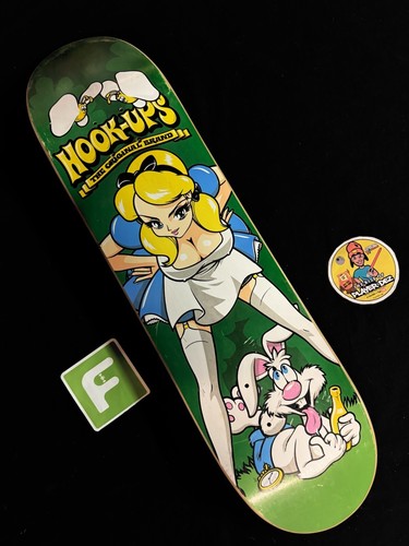 RARE VINTAGE 2000s OG Alice In Wonderland Hook Ups