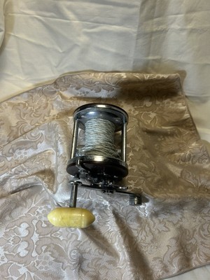 Penn Fishing Reel, Jigmaster No. 500 Spinning reel saltwater used