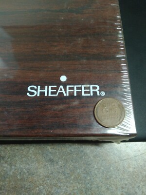 NEW Sheaffer Vintage Desk Set Ball Point Pen on Walnut Base W05