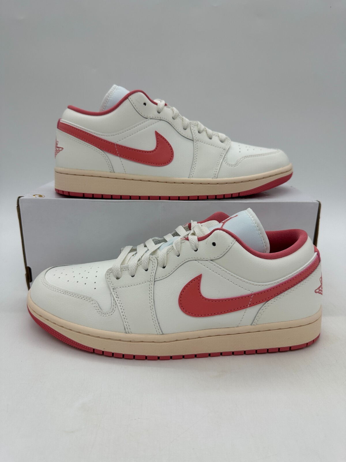Air Jordan 1 Low Women's Size 12 men's size 10.5 White pink
