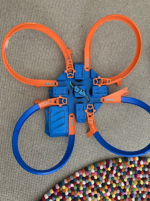 hot wheels speed circuit