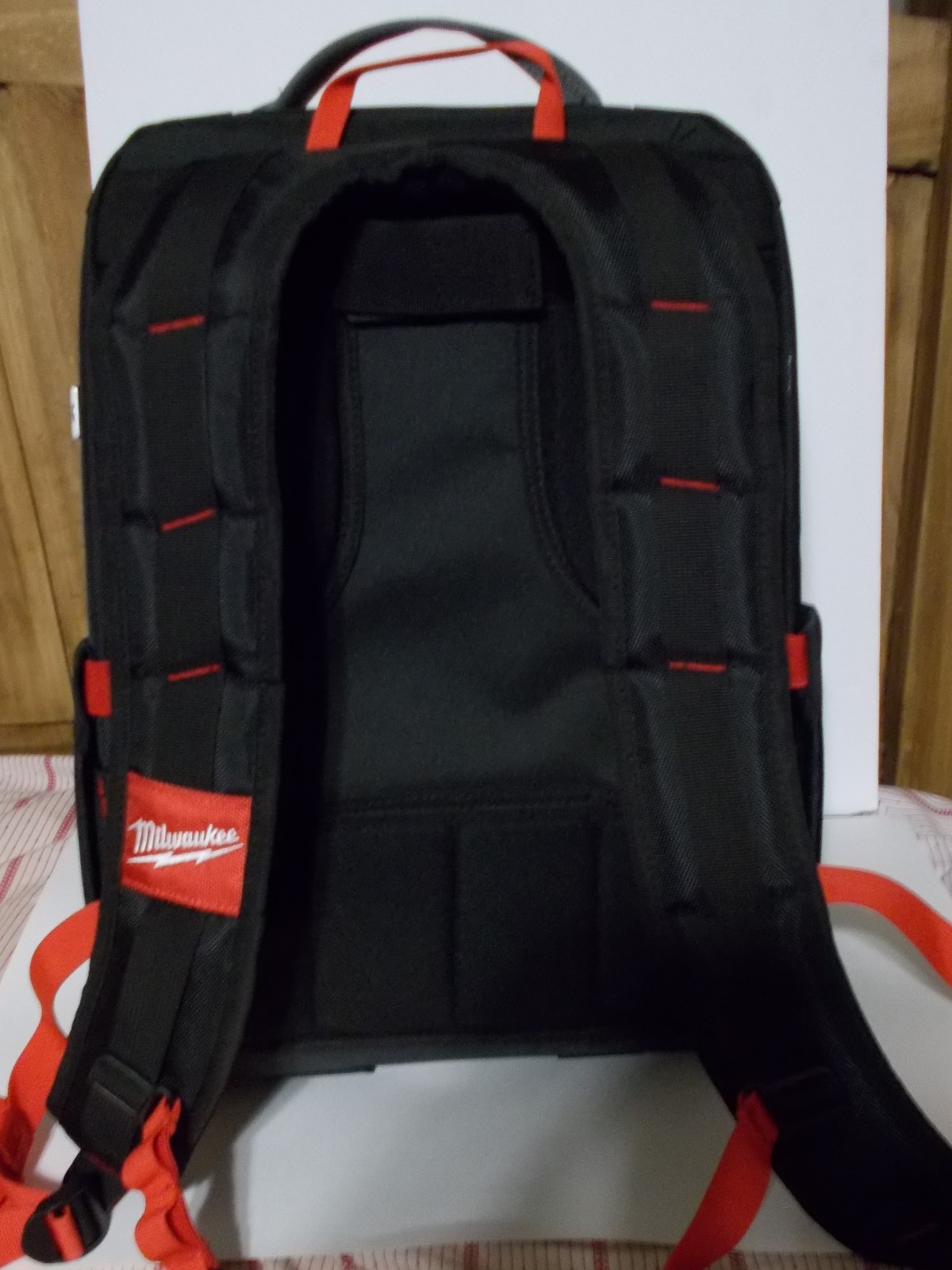 Milwaukee 48-22-8202 Low-Profile Backpack 22 Pockets Brand New with Tags