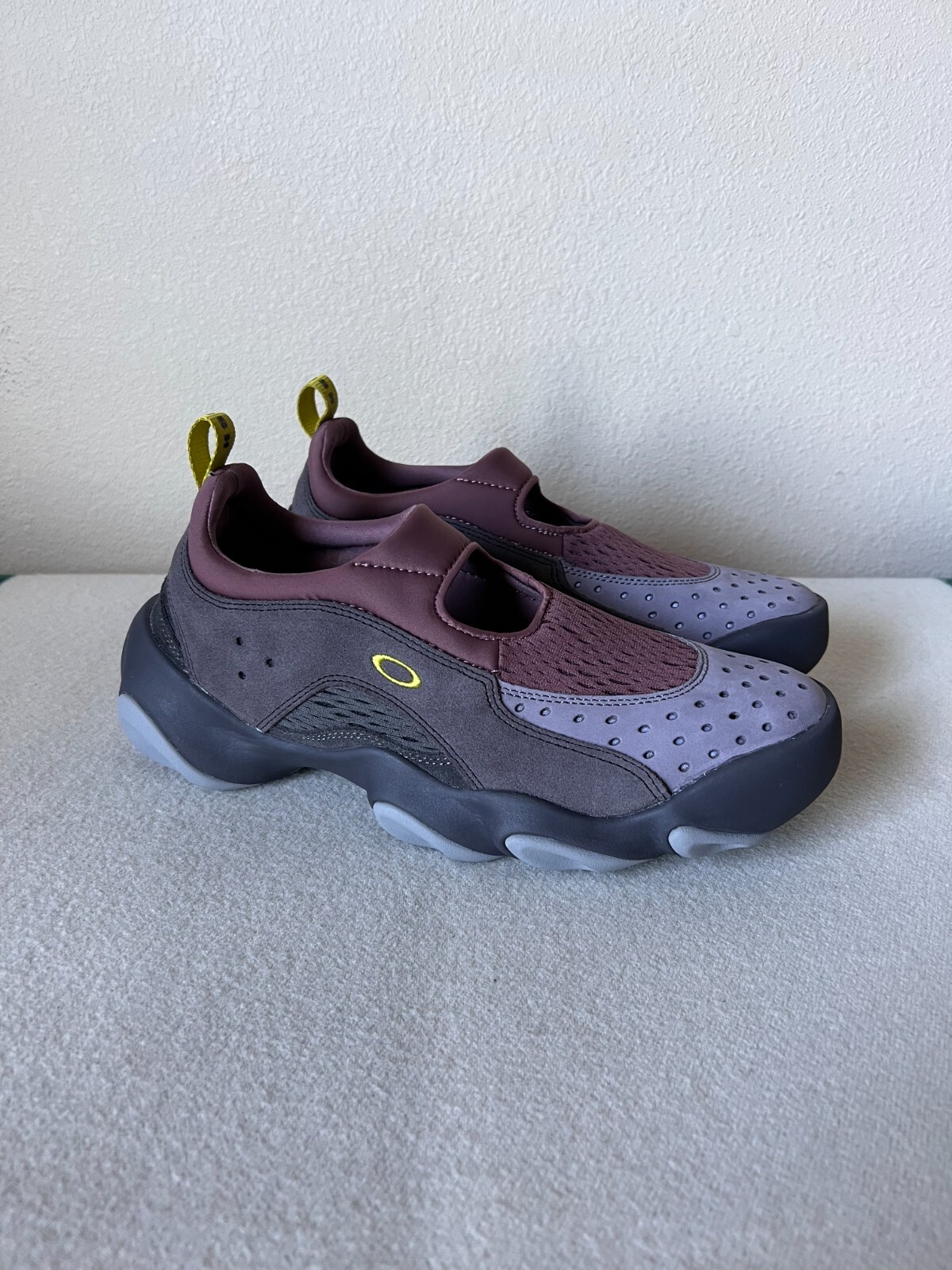 Oakley Factory Team Flesh Sandals - Size 11.5 - Rose Taupe Oakley Factory Team Flesh Sandals - Size 11.5 - Rose Taupe