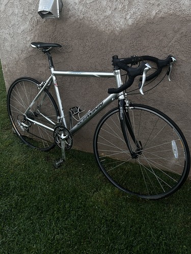 Raleigh + Shimano 105搭載 700C Raleigh + Shimano 105搭載 700C Raleigh + Shimano 105搭載 700C