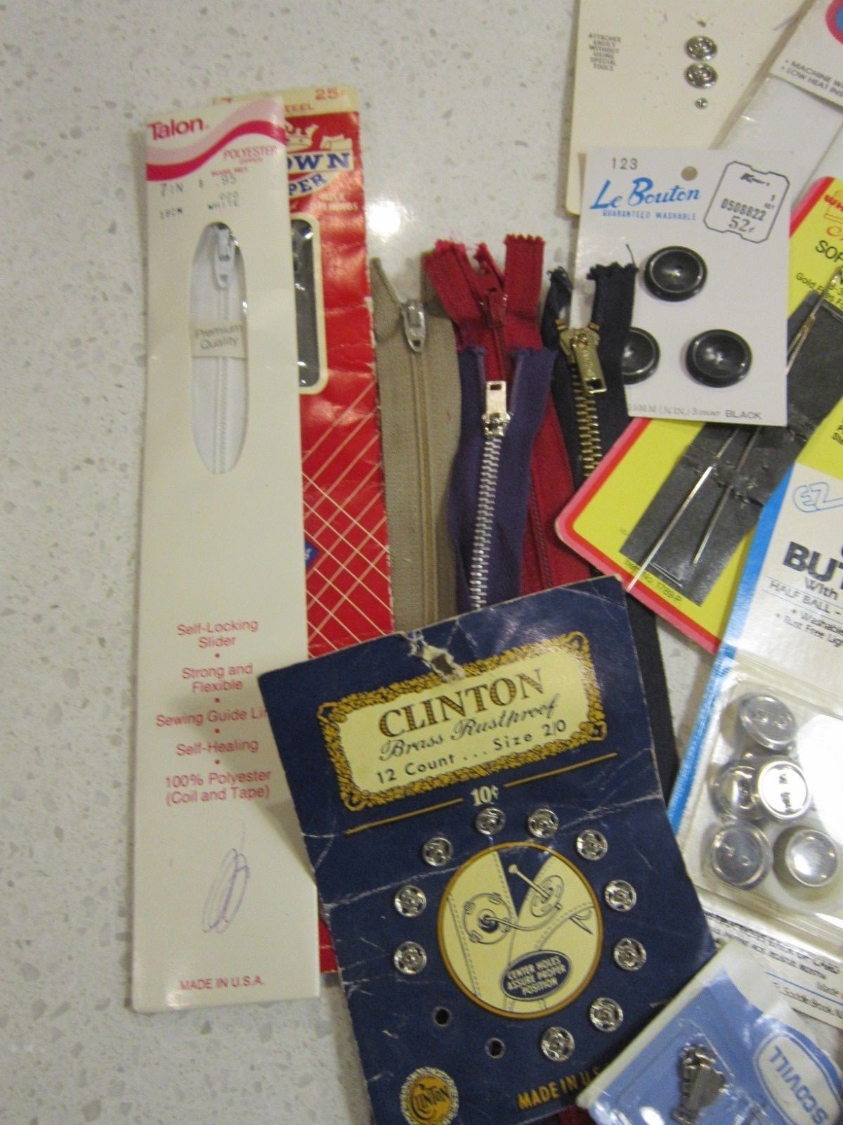 Mixed Lot of Vintage Old Sewing Notions ~Buttons, Zippers, Bias Tape