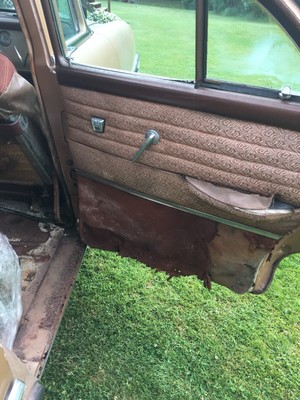 image 5 of interior