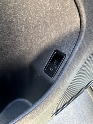 image 11 of interior