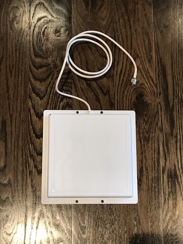 SET OF 8 - HyperLink Technologies RE14P 2.4 GHz 14 dBi Flat Patch Antennas