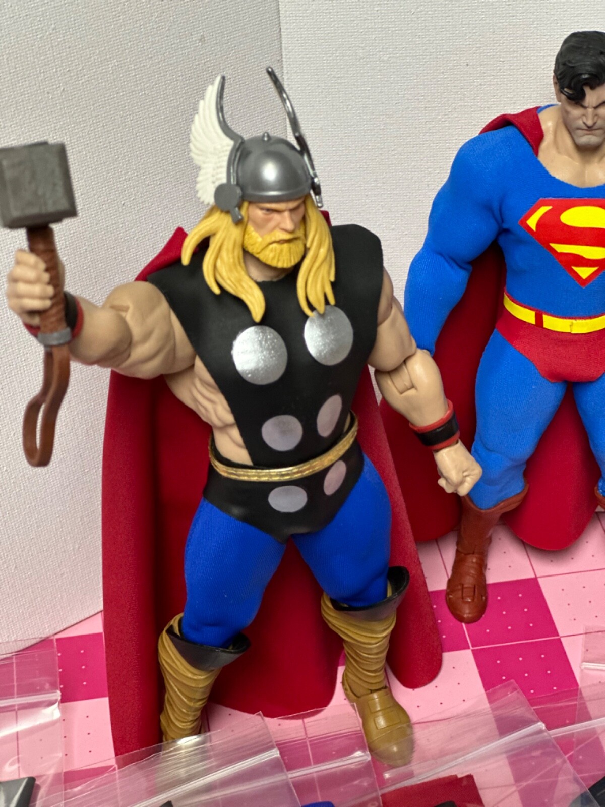 Mezco one 12 Thor suit for Adam strong 1/12 body suit only Mezco one 12 Thor suit for Adam strong 1/12 body suit only