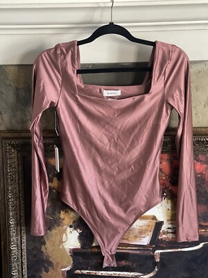Babaton Aritzia Satinette Squareneck Longsleeve NWT Womens Small