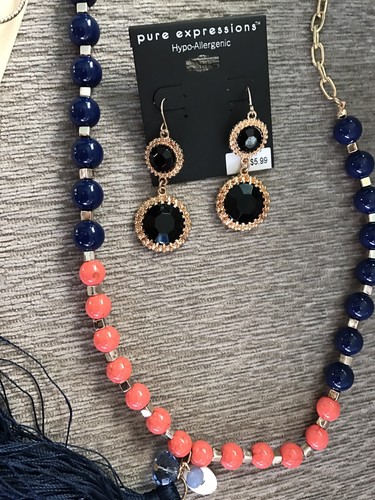 Mixed Jewelry Lot Earrings And Necklace (10) USA Seller New Free Shipping