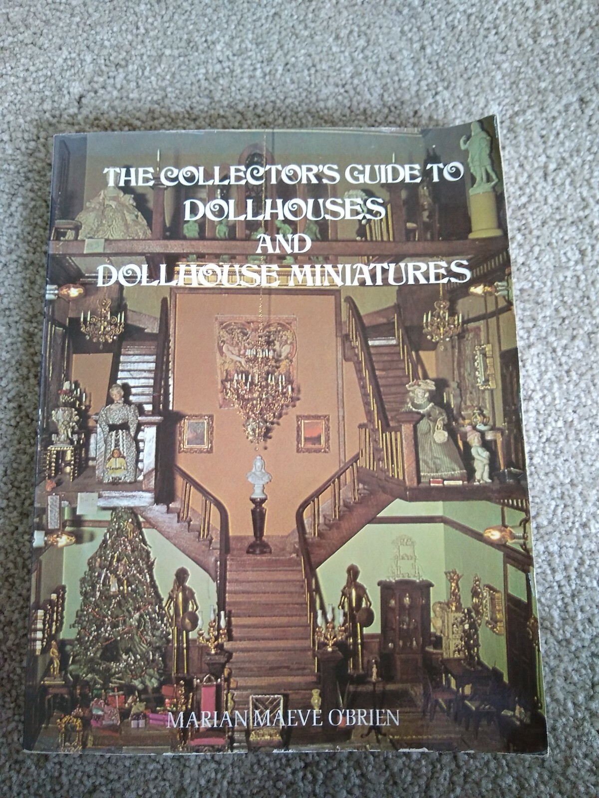 A collector's guide to Doll's houses 英語版 Amazon | A