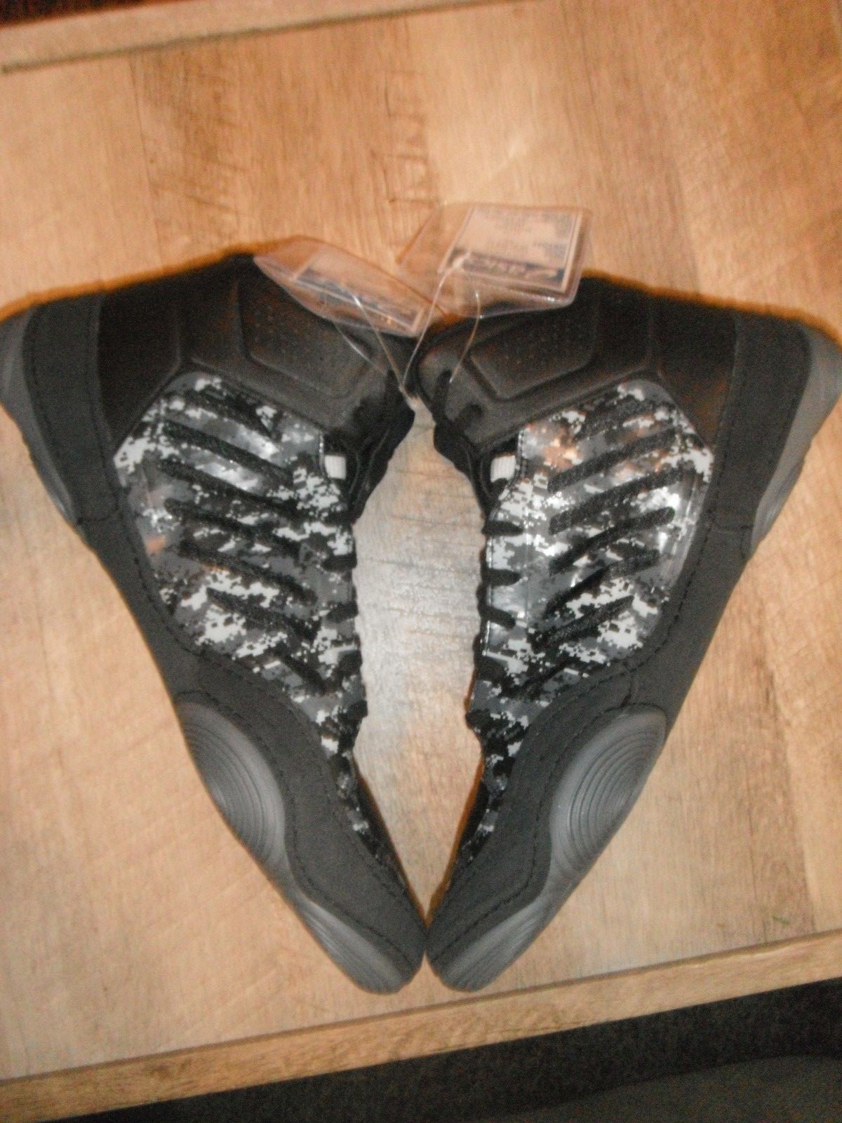 Asics JB Elite III Sample Wrestling Shoes- RARE