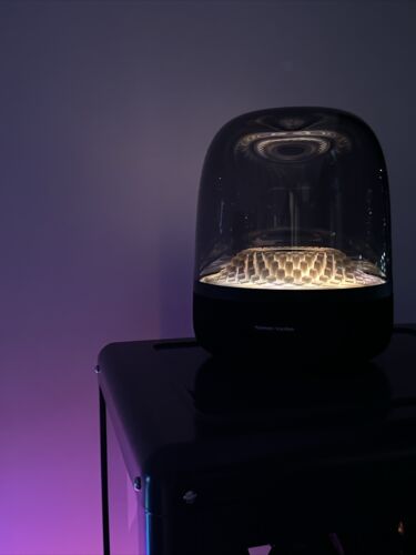 Harman Kardon Aura Studio4 Wireless Bluetooth Speaker Harman Kardon Aura Studio4 Wireless Bluetooth Speaker