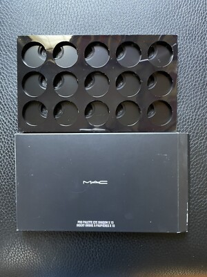 BNIB M.A.C Pro Palette x 15 Empty Eyeshadow Case