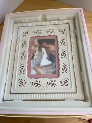 NIB Lenox Gift of Knowledge Porceleain Picture Frame