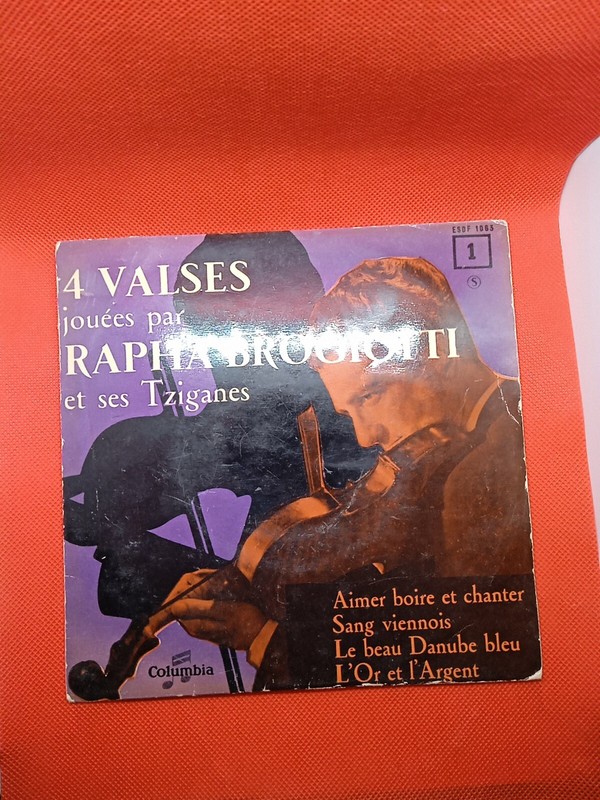 Vinyle Vintage Collection 45t Rapha Brogiotti 4 Valses