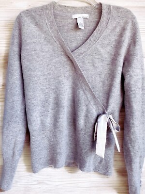 Lucy & Laurel Gray Silver Satin Bow Wrap 70% Lambs Wool Blend V-neck Sweater L
