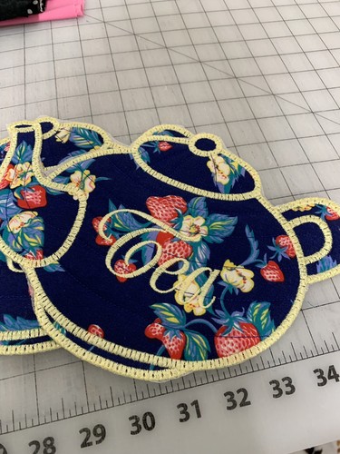 New Embroidered MUG RUG / MOUSE PAD TEAPOT Strawberry Fabric