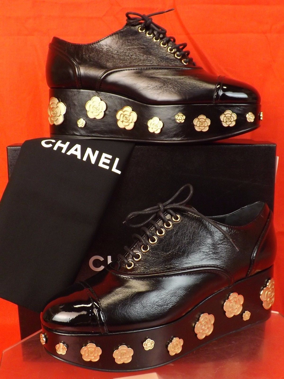 Pre-owned Chanel Black Leather Camellia Cc Platform Cap Toe Lace Up Oxfords 39