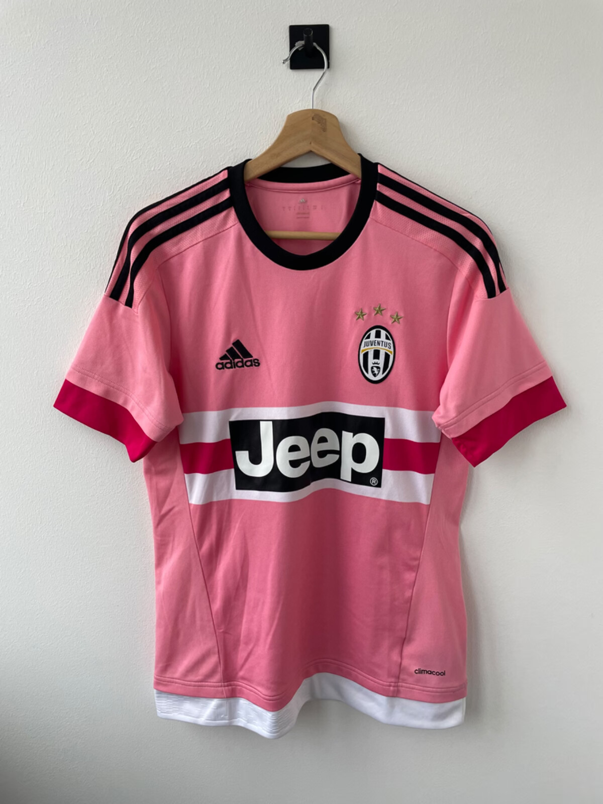 ウェア adidas Juventus 2015-2016  Shirt JUVENTUS 2015 2016 HOME FOOTBALL SHIRT ADIDAS JEEP JERSEY
