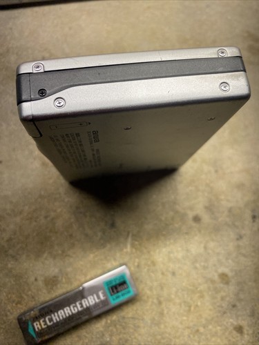 Aiwa Portable MD Mini-Disk Recorder/Player AM-F7