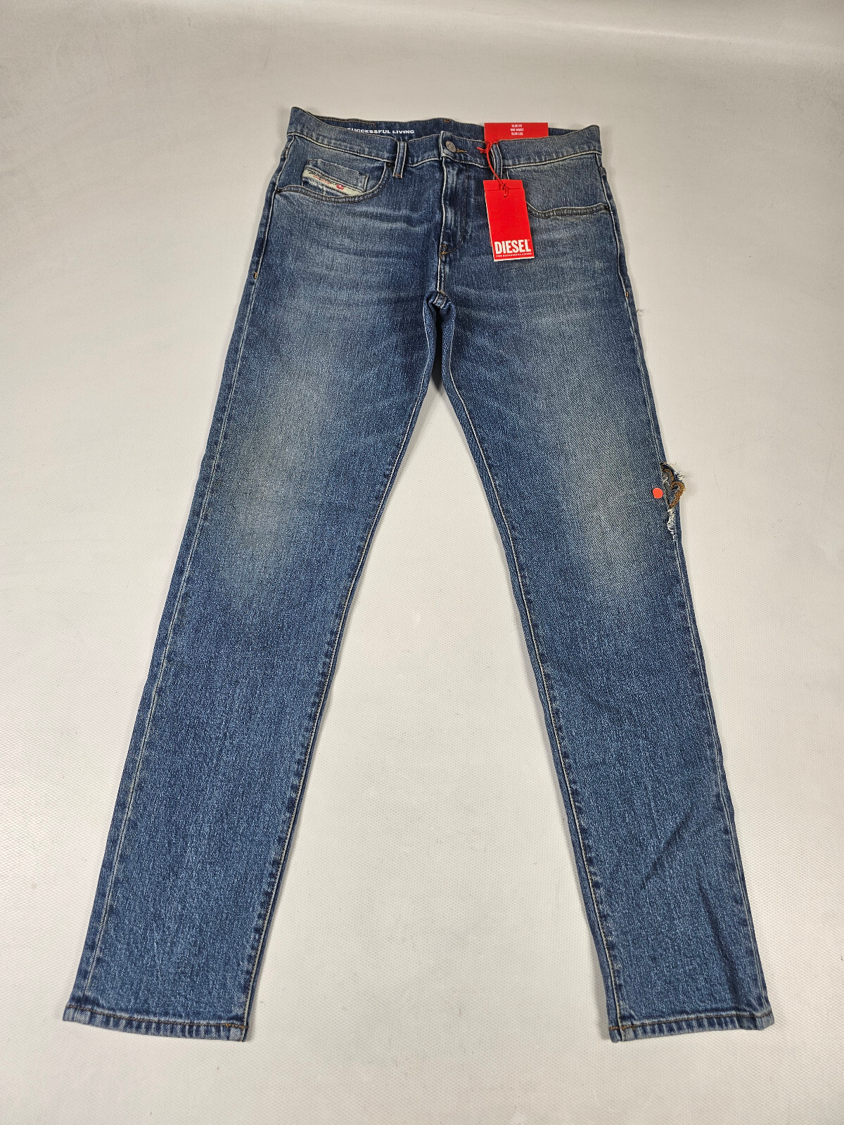 Diesel 2019 D-Strukt Slim Fit Mid Waist Slim leg Jeans Hose Diesel 2019 D-Strukt Slim Fit Mid Waist Slim leg Jeans Hose