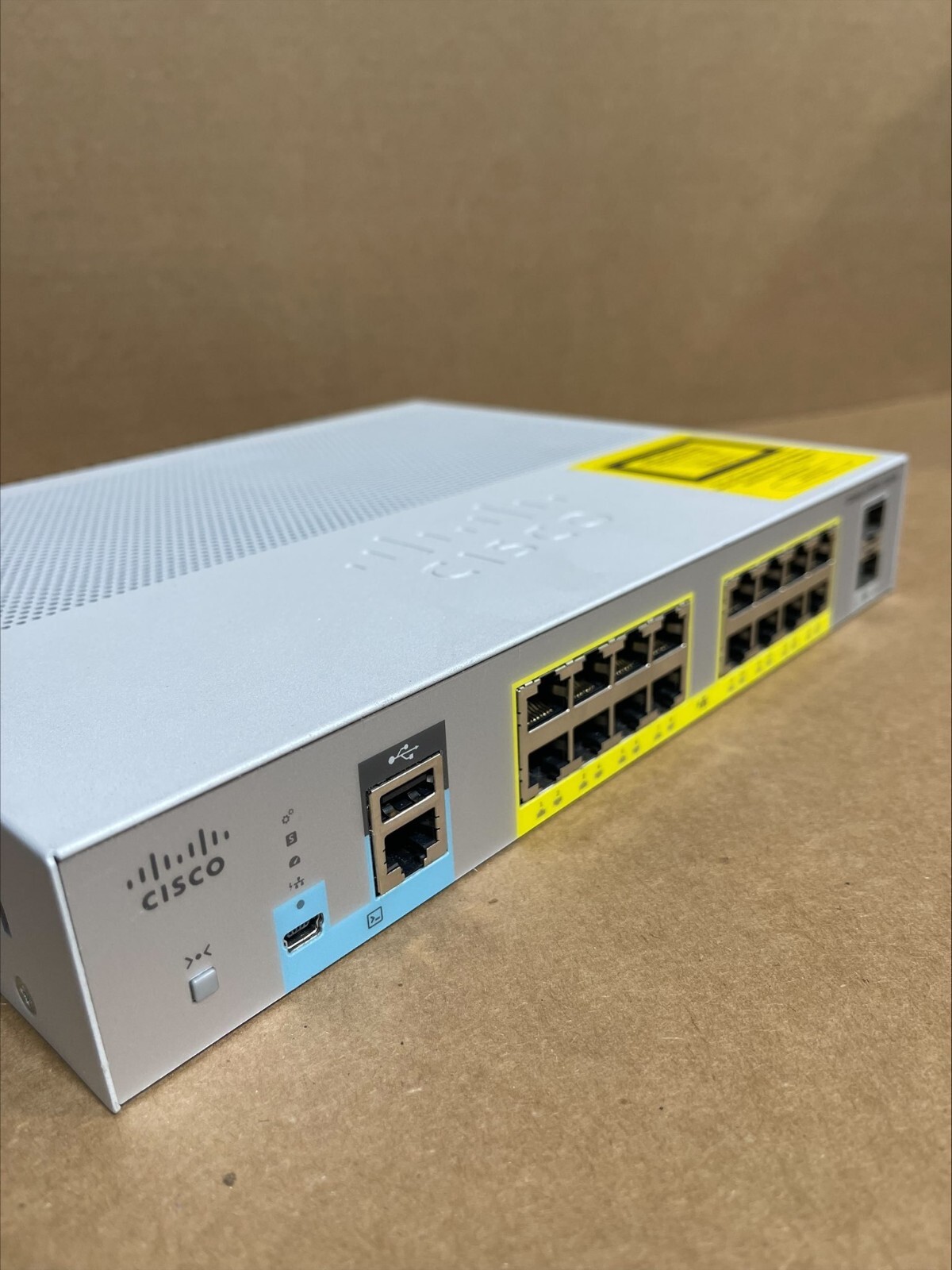 新品 Cisco Catalyst WS-2960L-16TS-LL スイッチ WS-C2960L-16TS-LL - Buy Cisco Catalyst 2960L Switch 16 Port