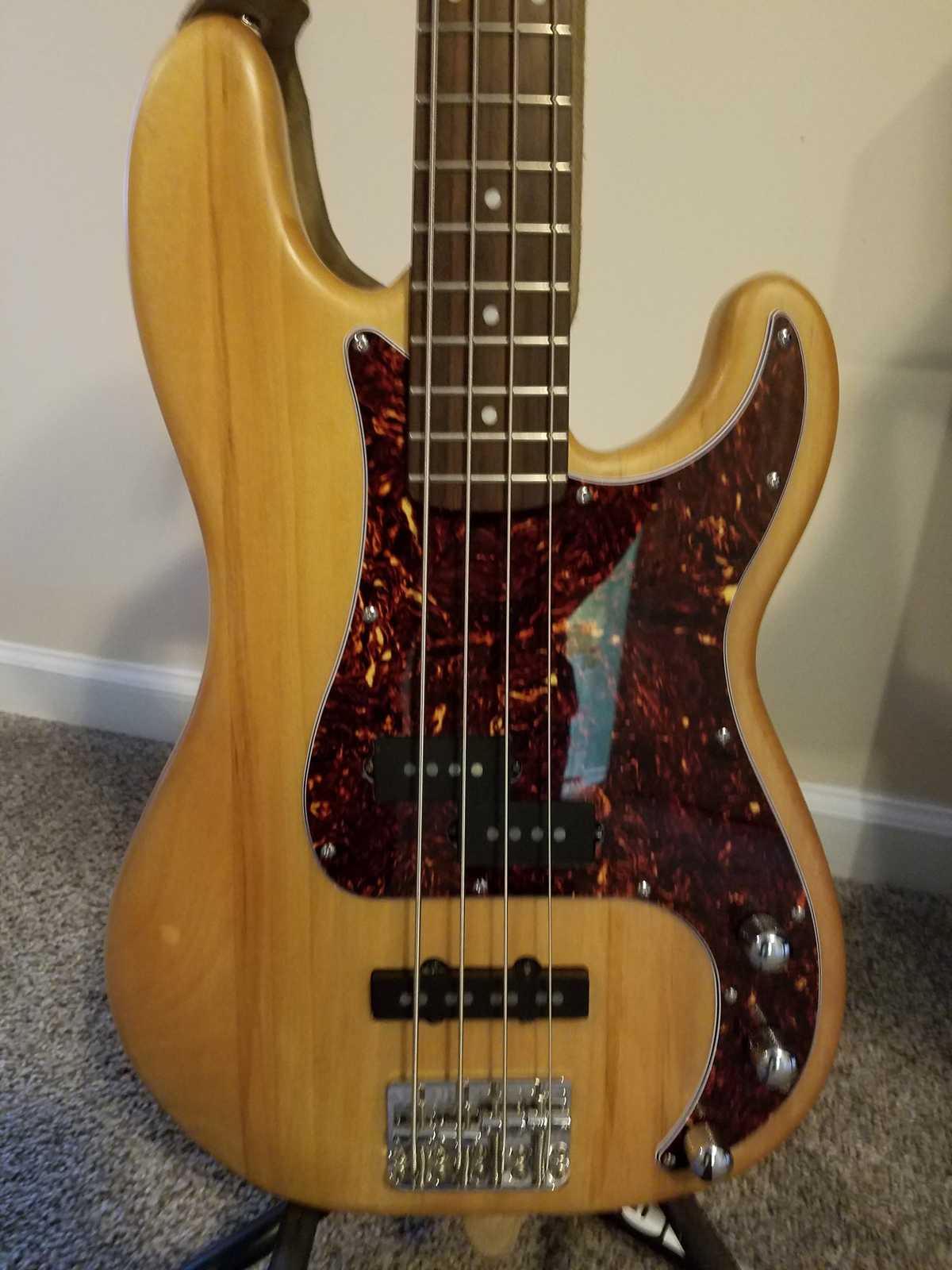 Brown Tortoise Shell 4String P Bass Pickguard 13 Holes for FD