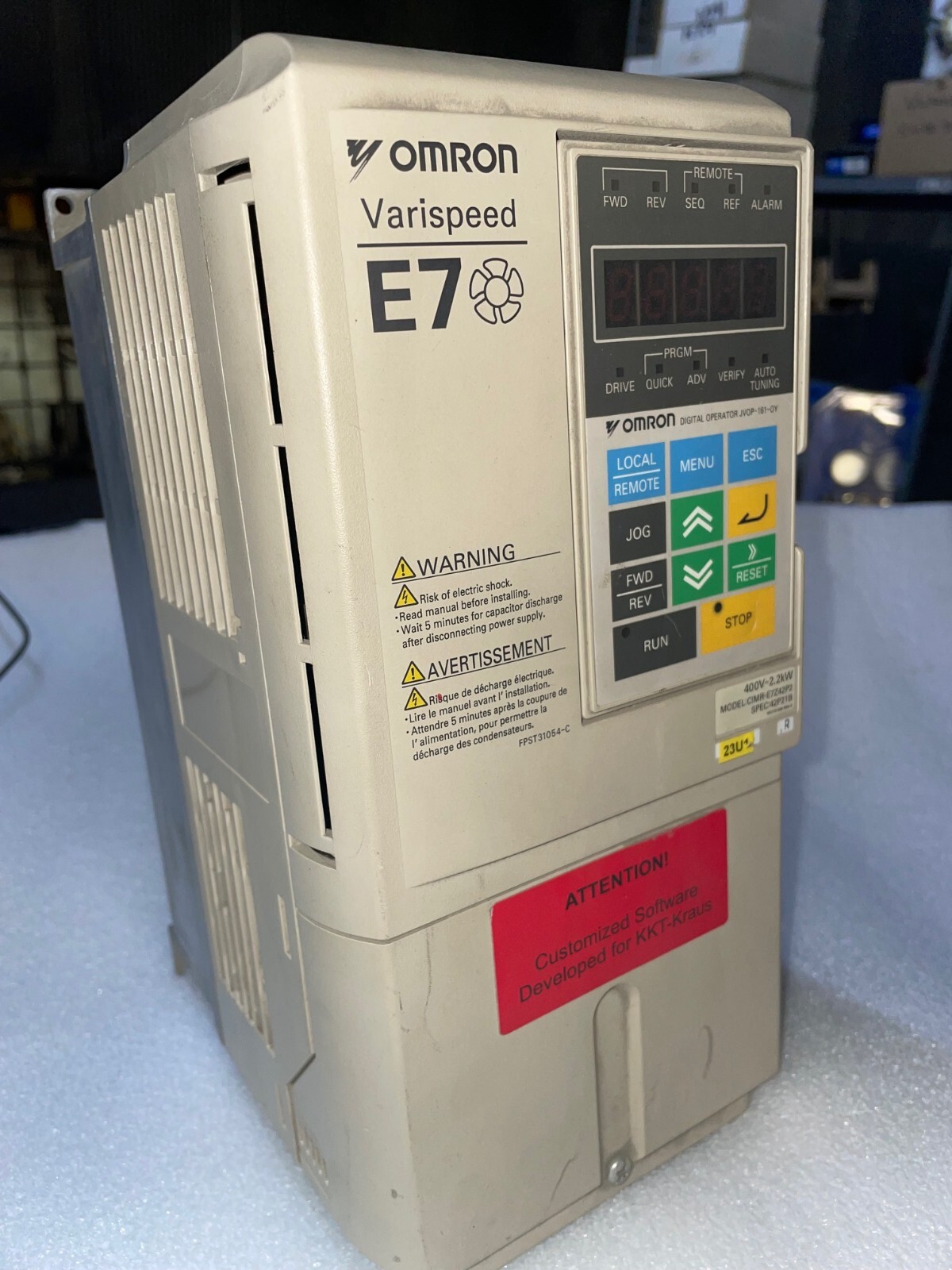 Omron Yaskawa Varispeed E7 3ph AC Drive CIMR-E7Z42P2 7.6A Omron Yaskawa Varispeed E7 3ph AC Drive CIMR-E7Z42P2 7.6A