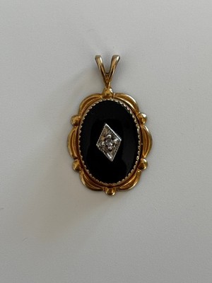 VTG Oval Onyx Pendant with Diamond 1/20 14K Gold-Filled Frame Mourning Necklace