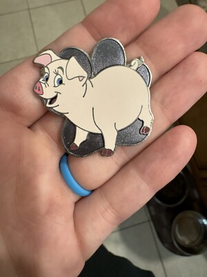 Disney Fairy Tales 2019 Hen Wen LE 450 Pin