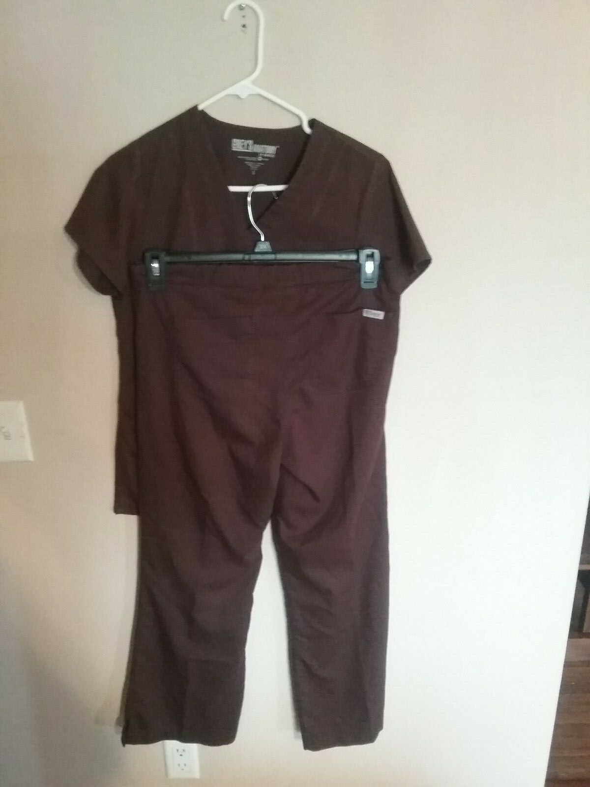 GRAYS ANATOMY SCUB SET SMALL BROWN