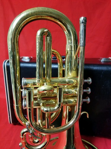 Yamaha YMP-202M Marching Band Mellophone WITH CASE & MOUTHPIECE
