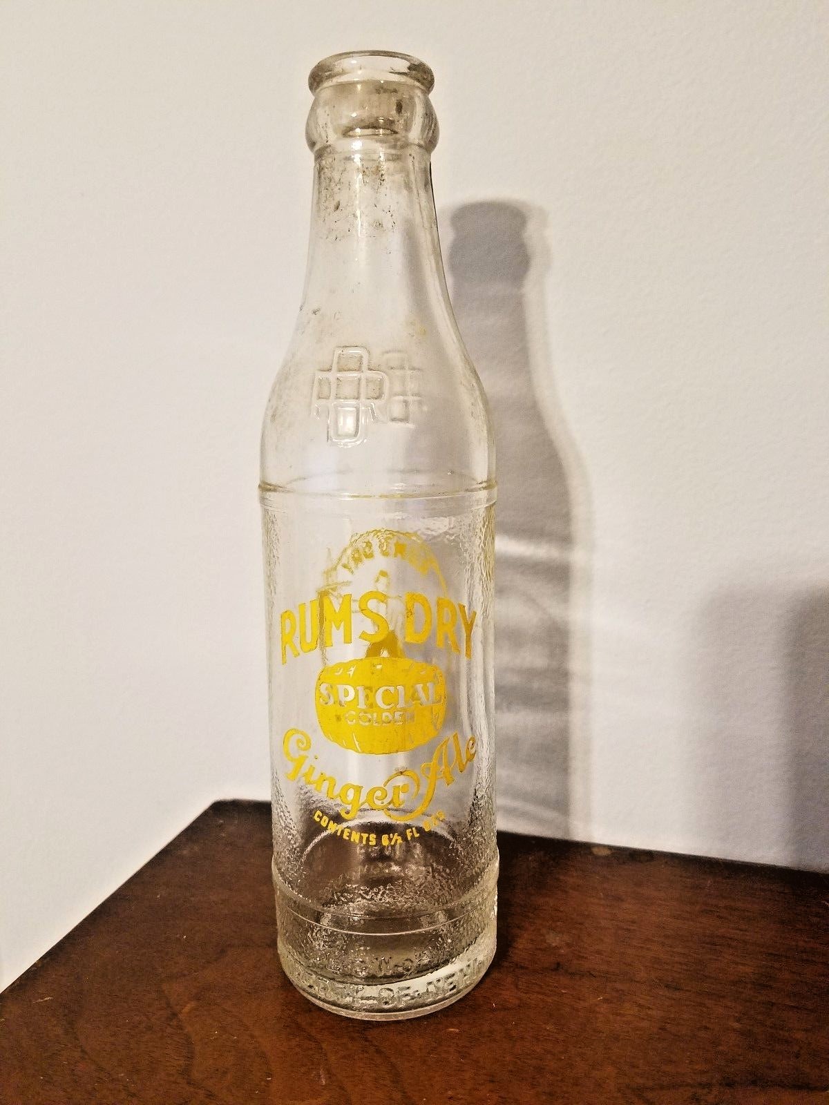 Vtg Rums Dry Special Golden Ginger Ale Greenville 6.5 oz Glass Soda Pop Bottle
