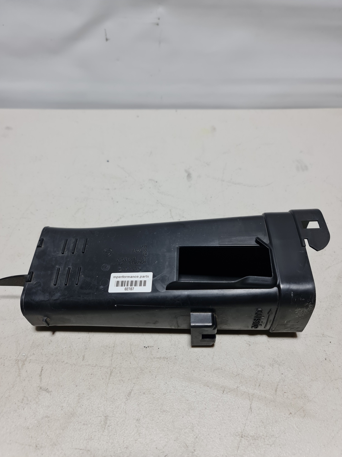 0 Bmw 2015-2020 13-71-7-846-265 13717846265 ENGINE Intake Duct Right 7846265 image 5