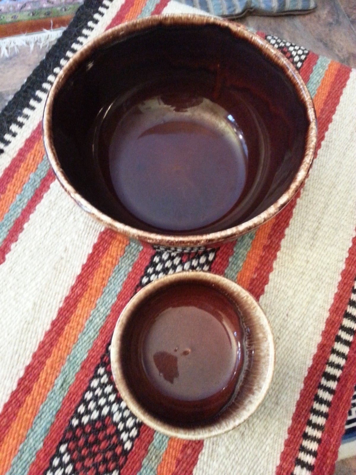 McCoy Brown Drip Kathy Kale Ceramic Serving Bowl collectible