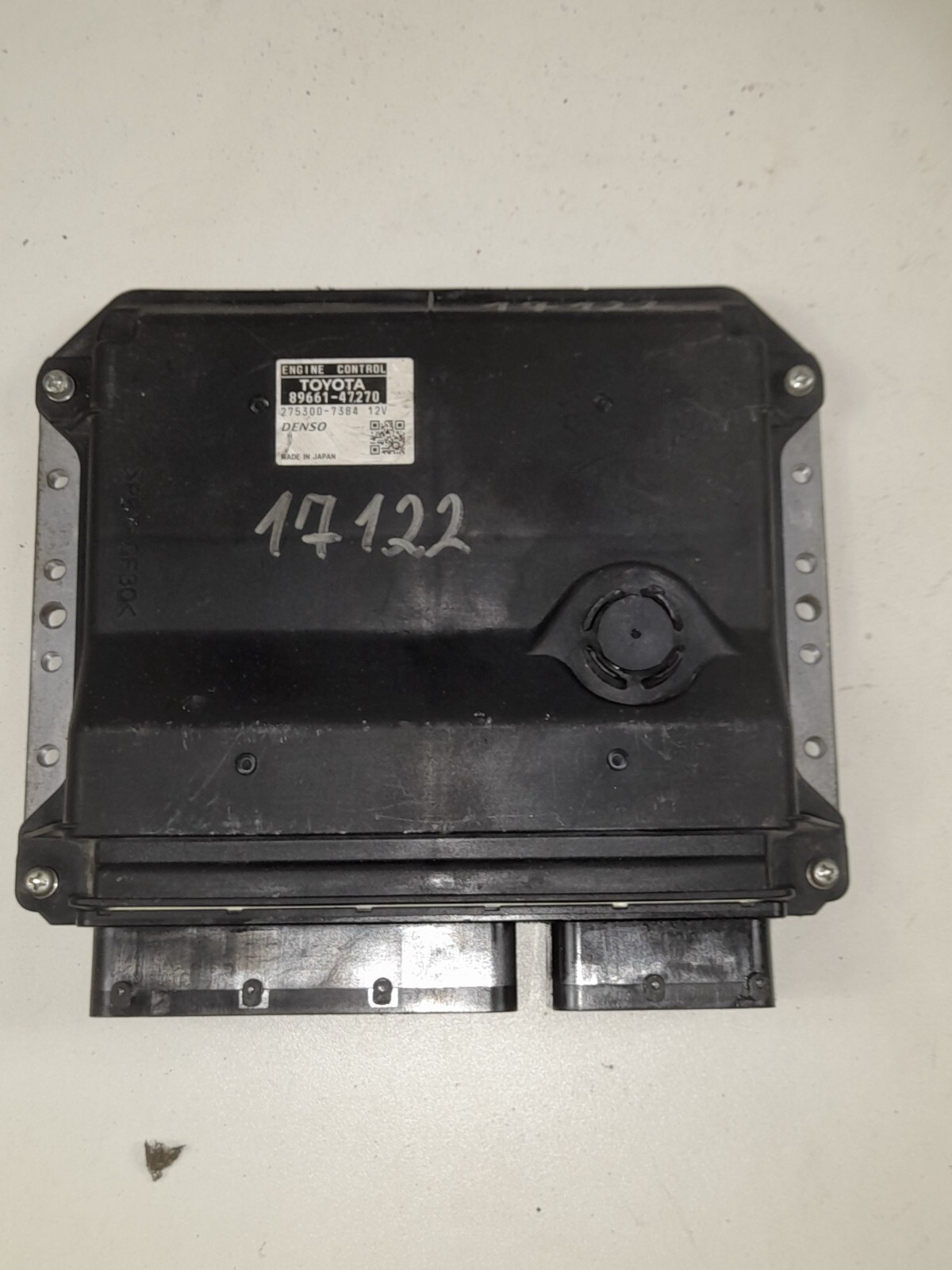 アルテッツァ　純正アンプ　前期TOYOTA ECU 86280-53011 アルテッツァ 純正アンプ 前期TOYOTA ECU 86280-53011
