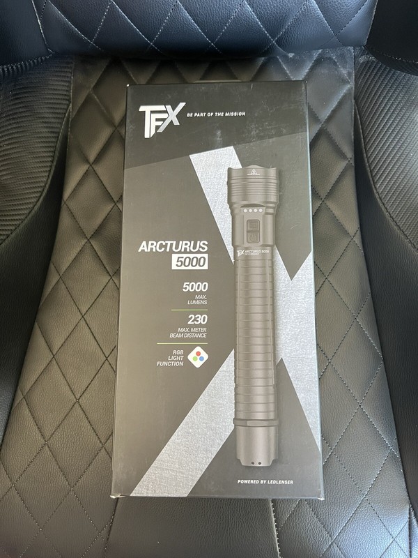 Lampe Tactique Led  Tfx Arcturus 5000 Lumen Rgb Ipx8 Alu Inkl. Akku