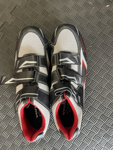 Shoes & Cleats - Mens 10 - Euro 44.5