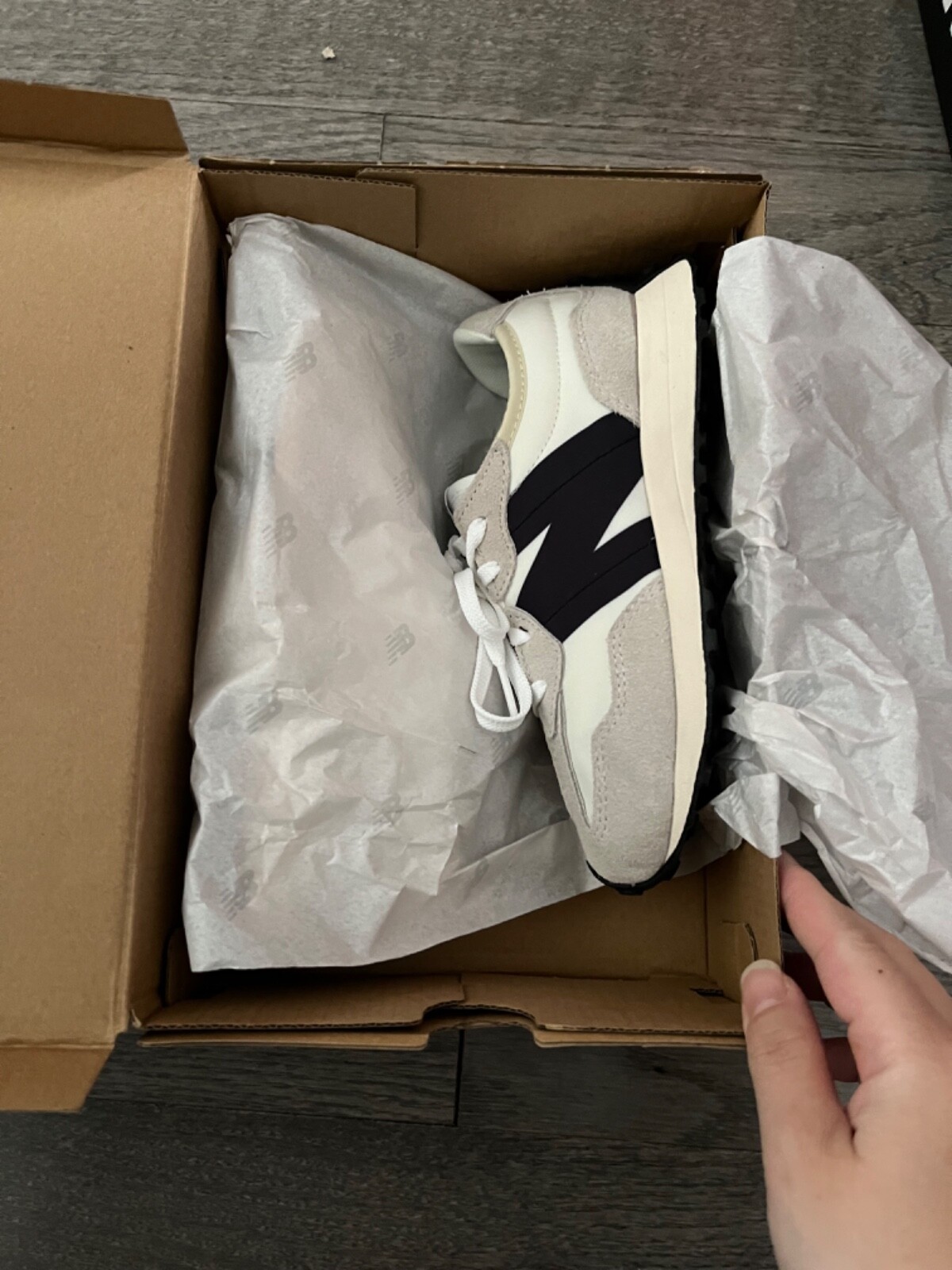 New Balance 327 PS327FE pre school size unisex kids NWB