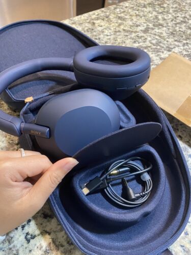 Sony WH-1000XM5/L Wireless Industry Leading Noise Canceling Sony WH-1000XM5/L Wireless Industry Leading Noise Canceling