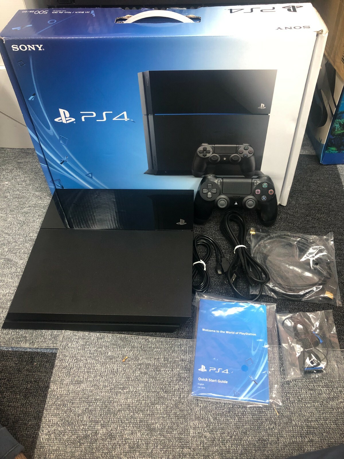 Sony PlayStation 4 PS4 CUH-1001A 500GB Jet Black Console US Sony PlayStation 4 PS4 CUH-1001A 500GB Jet Black Console US