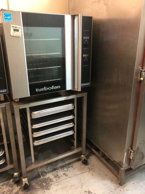 Moffat Turbofan E32D4 Convection Oven & Stand | Ovens | Gumtree