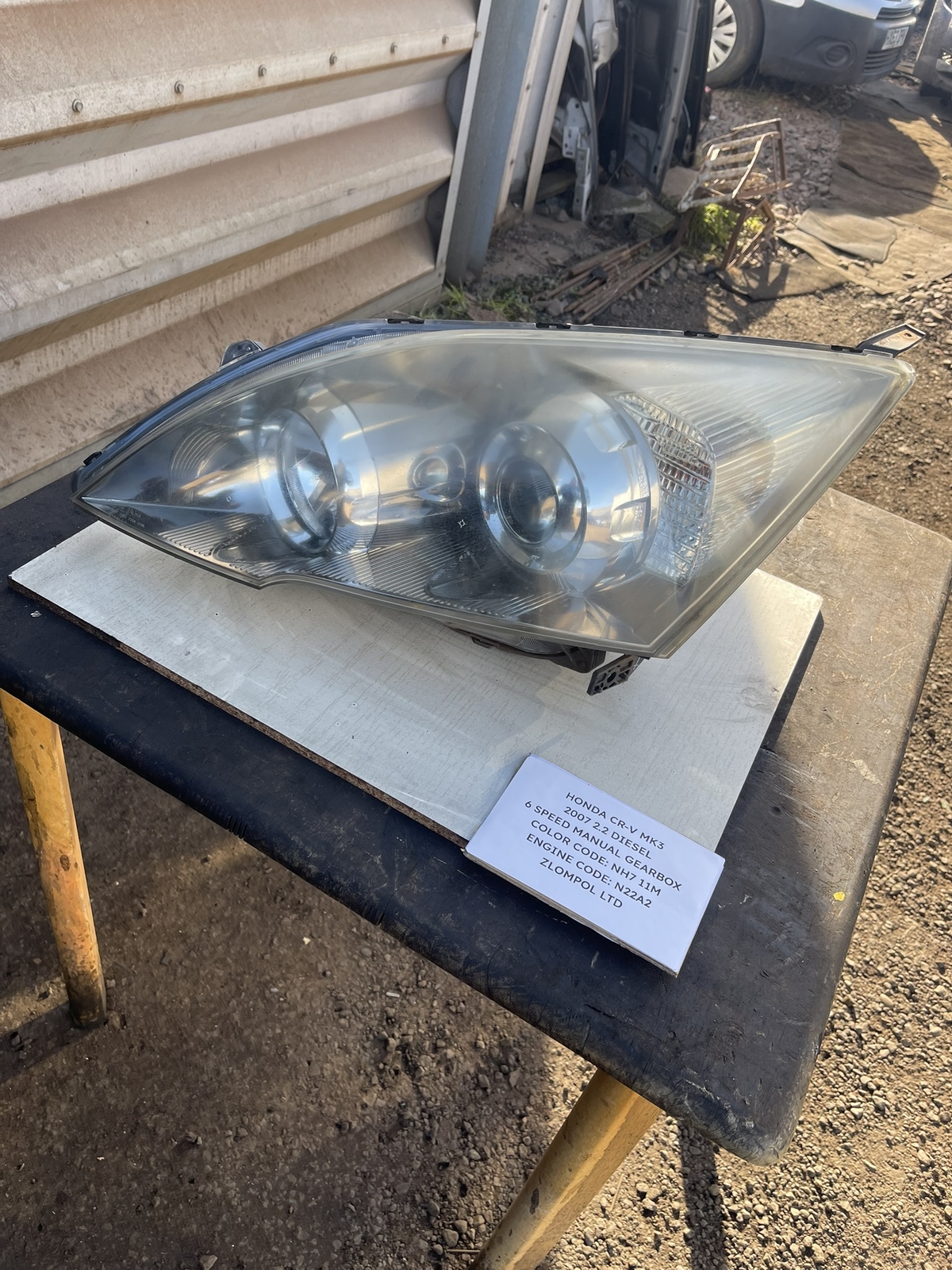 Honda CR-V Mk3 2007 - Near Side Front Headlight Lamp 33150-SWWA-E010-M1