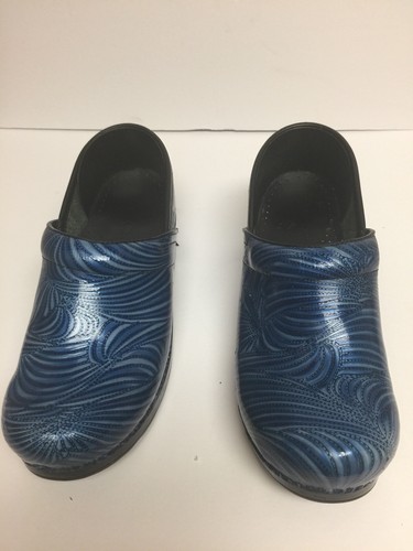Dansko Womens Professional Clogs Blue Tooled Leather Euro Size 39 Or Us Sz 8