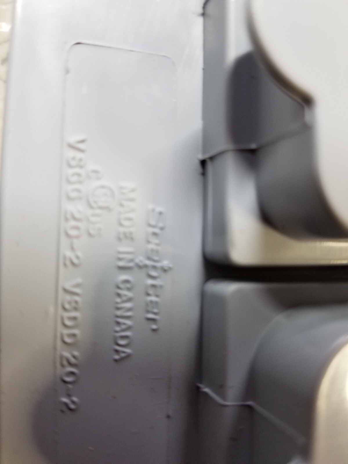 SCEPTER VSDD202 PVC WP DBL GANG COV. DBL DOOR DUP. REC. VSDD20-2 - Picture 5 of 5