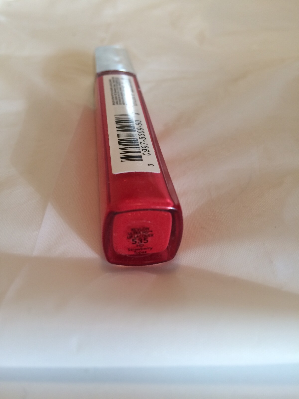 Revlon Ultra HD Lip Lacquer #535 Strawberry Topaz new